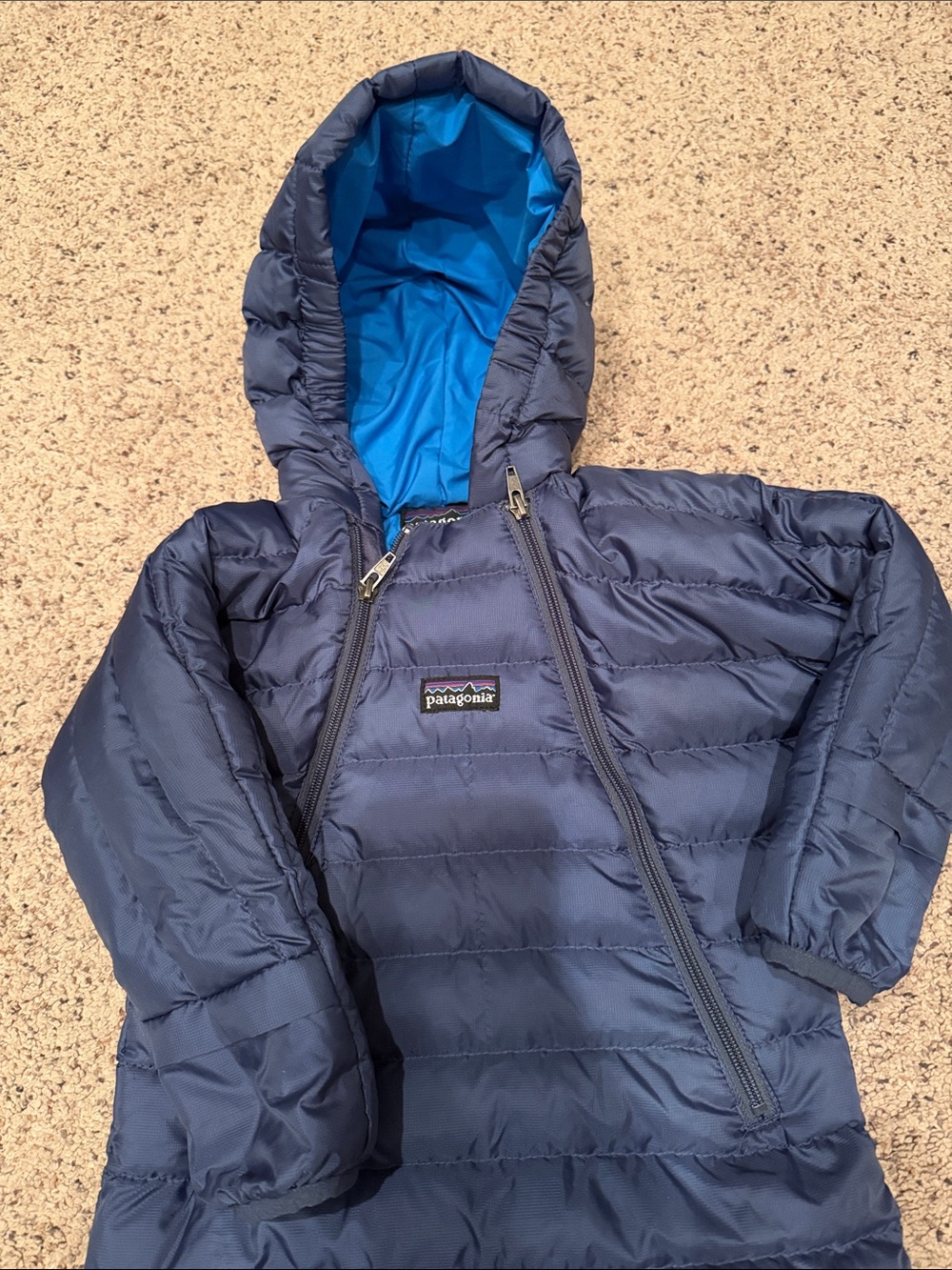 Patagonia Hi-Loft Down Sweater™ Baby Bunting - Picture 3 of 6